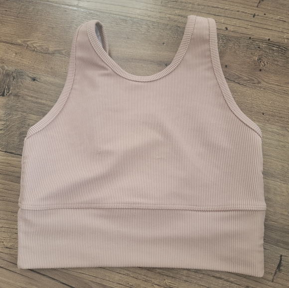 Strut This Crop One Size - Picture 2 of 6